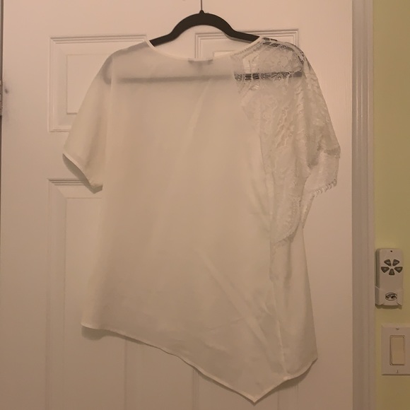Lace sleeve blouse - Picture 2 of 2